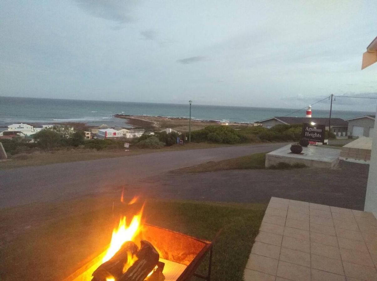 Agulhas Heights Self-Catering Cottages Exterior foto