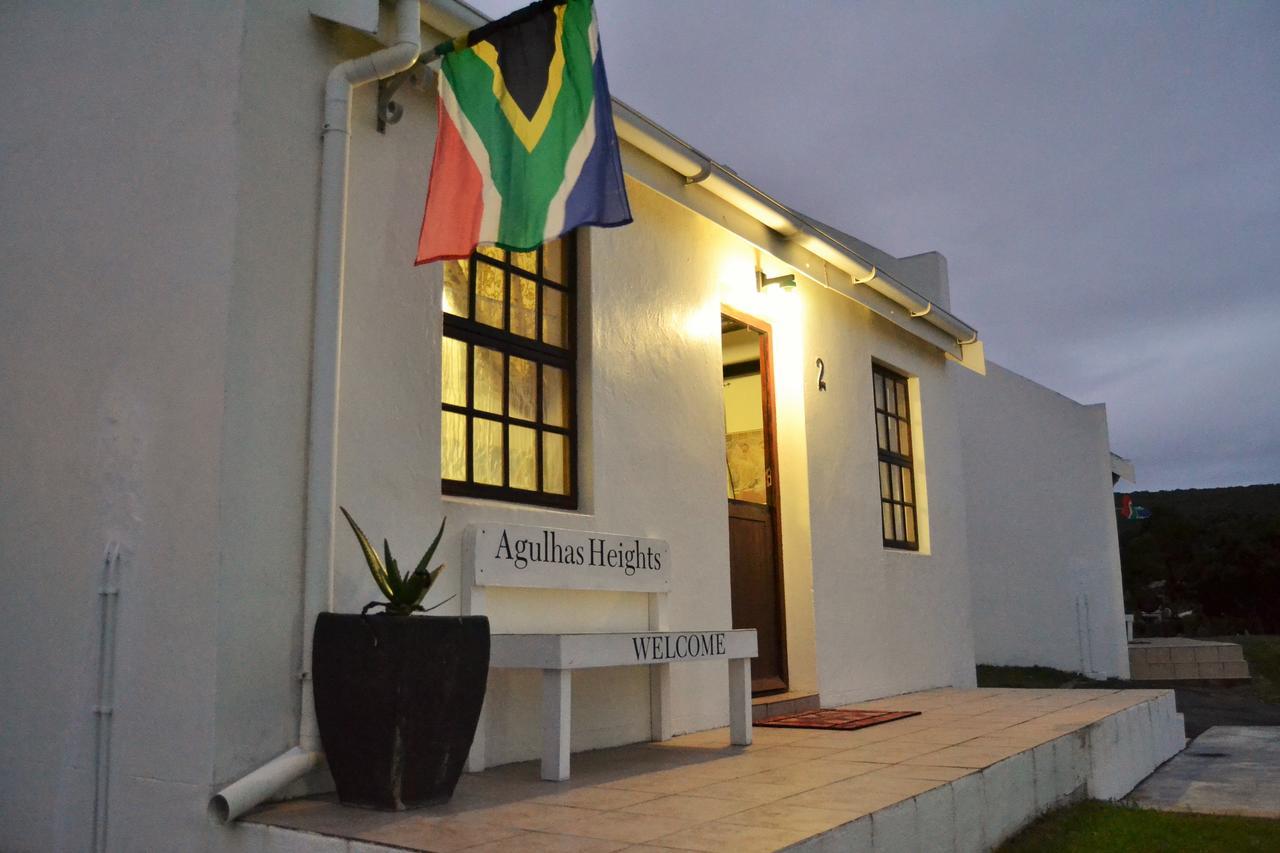 Agulhas Heights Self-Catering Cottages Exterior foto
