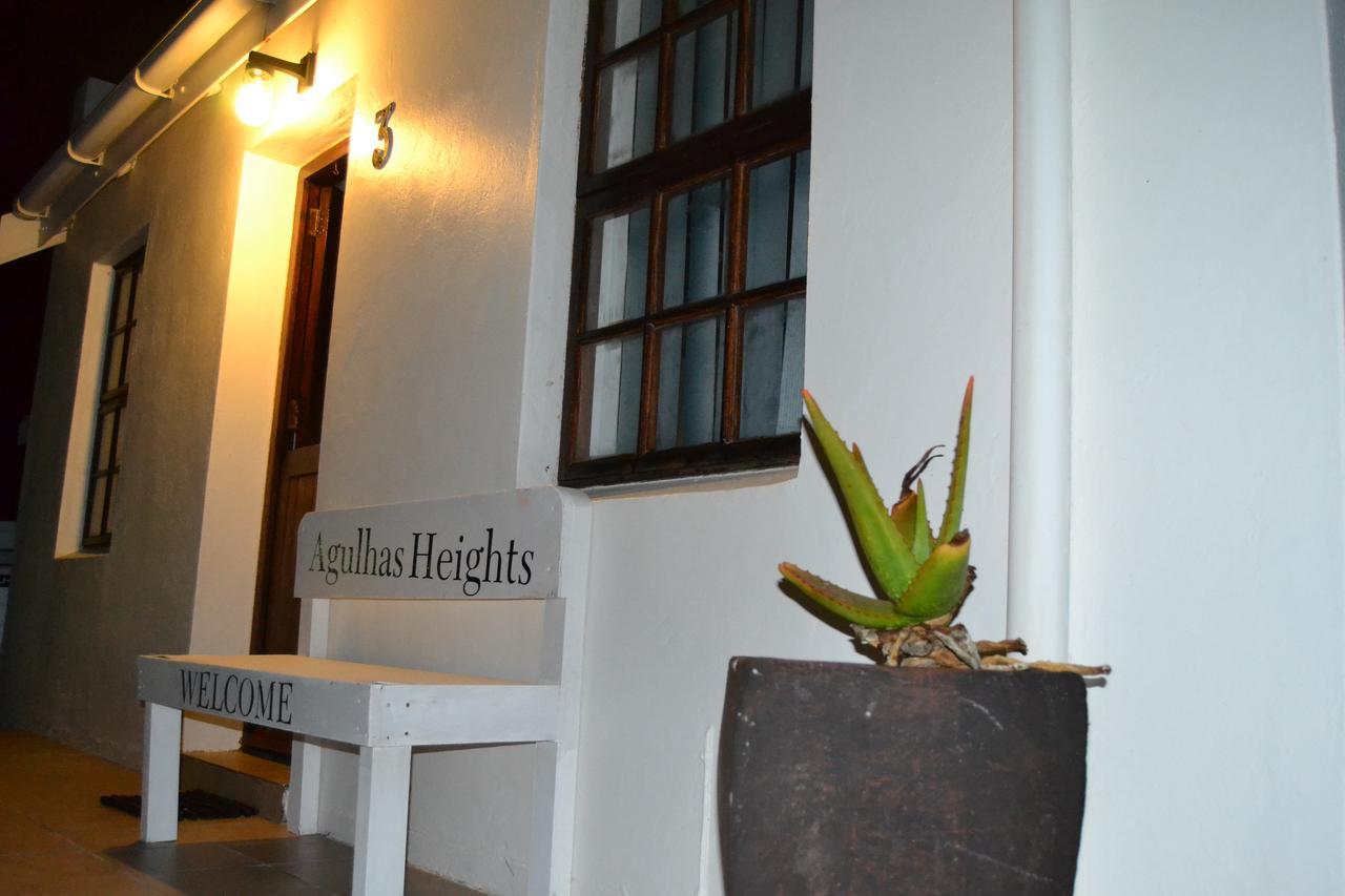 Agulhas Heights Self-Catering Cottages Exterior foto